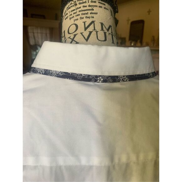 Orvis Button Down Shirt - Picture 3 of 10